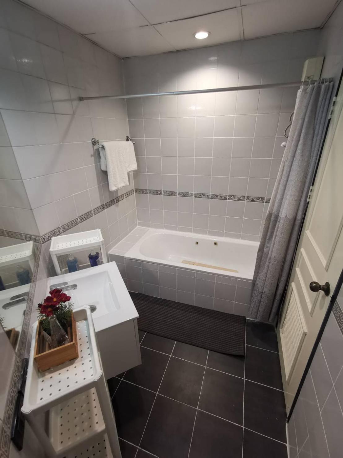 Cozy 1Br Walk To Bts And Airport Rail Link Close To Malls G7 Bangkok Exterior photo
